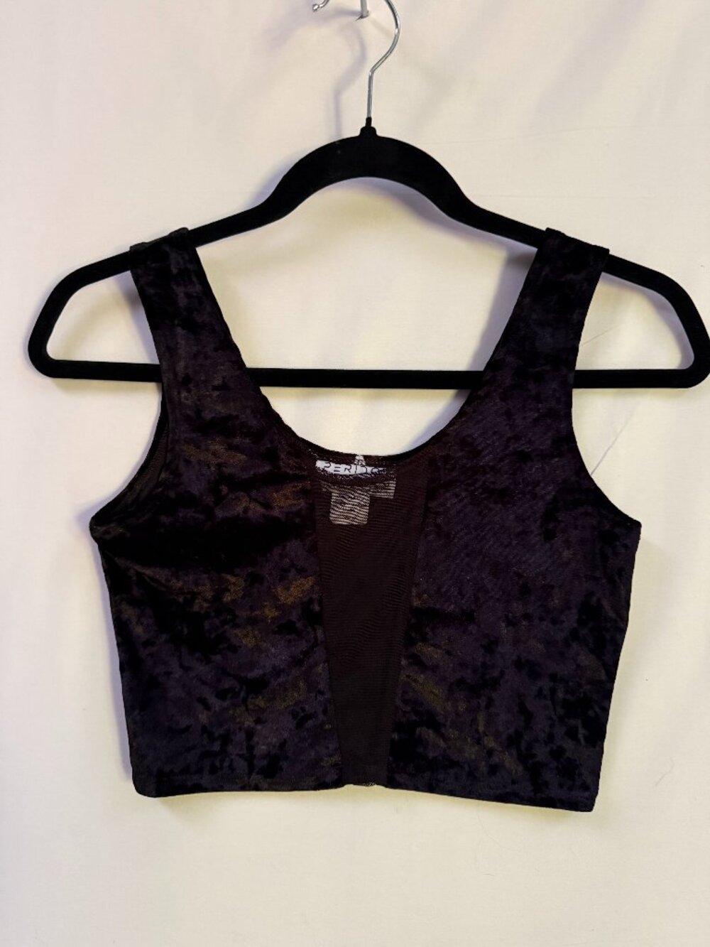 Peridot Black Crushed Velvet Crop Top - Size Small